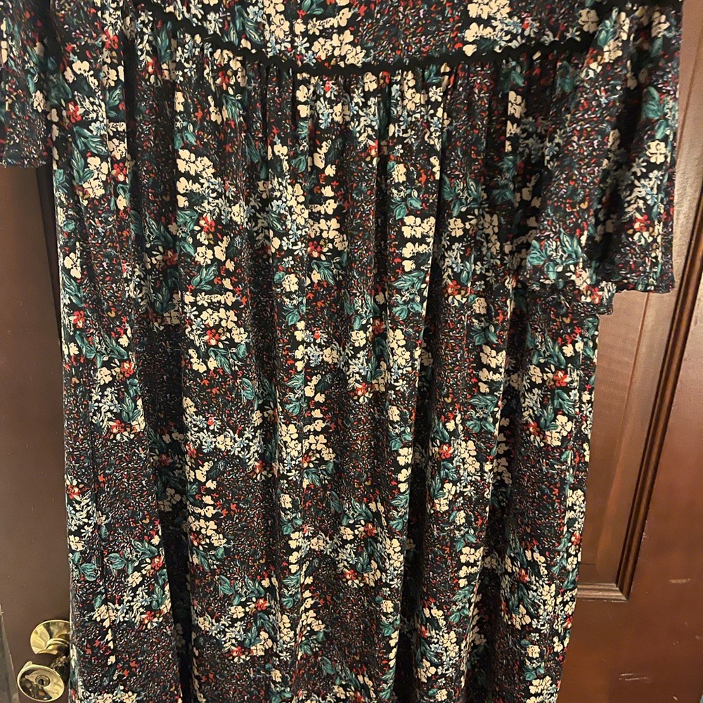 Le Lis Multicolor Floral Dress
